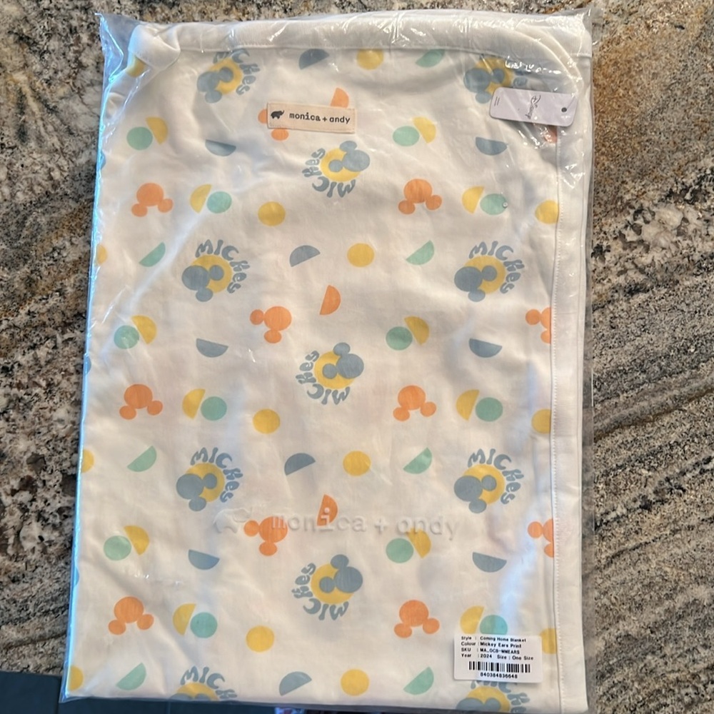 Monica + Andy Baby Blanket with Mickey Mouse Print NIB - Picture 2 of 3